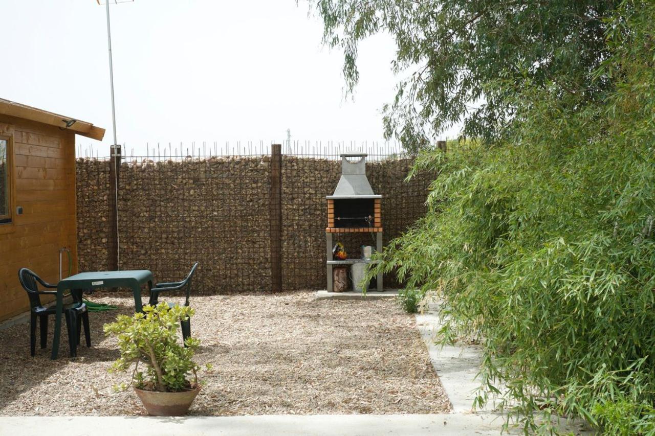 Hermoso Bungalow De Madera Seville Exterior photo