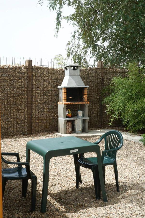 Hermoso Bungalow De Madera Seville Exterior photo